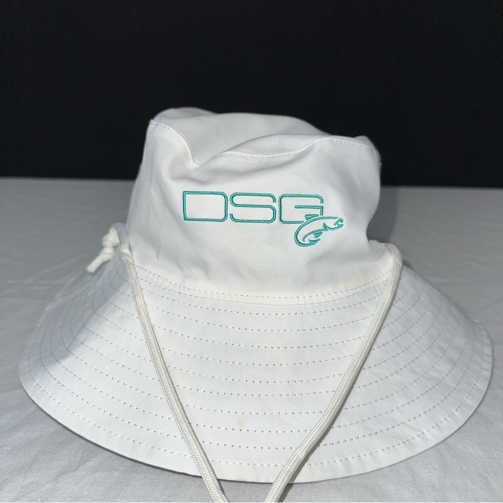 Unisex OSFM White and Grey Reverseable 3" Brim Bucket Hat - DSG